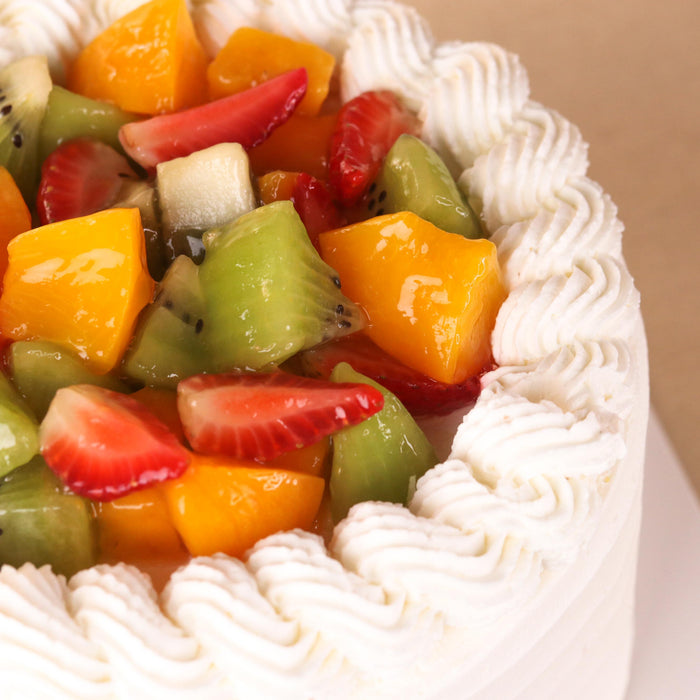 3 Stunning Mother's Day Cakes That Say "I Love You, Mum"