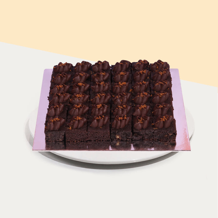 Brownie Chocolate Ganache Cake Bites 8 inch (36 Pieces)