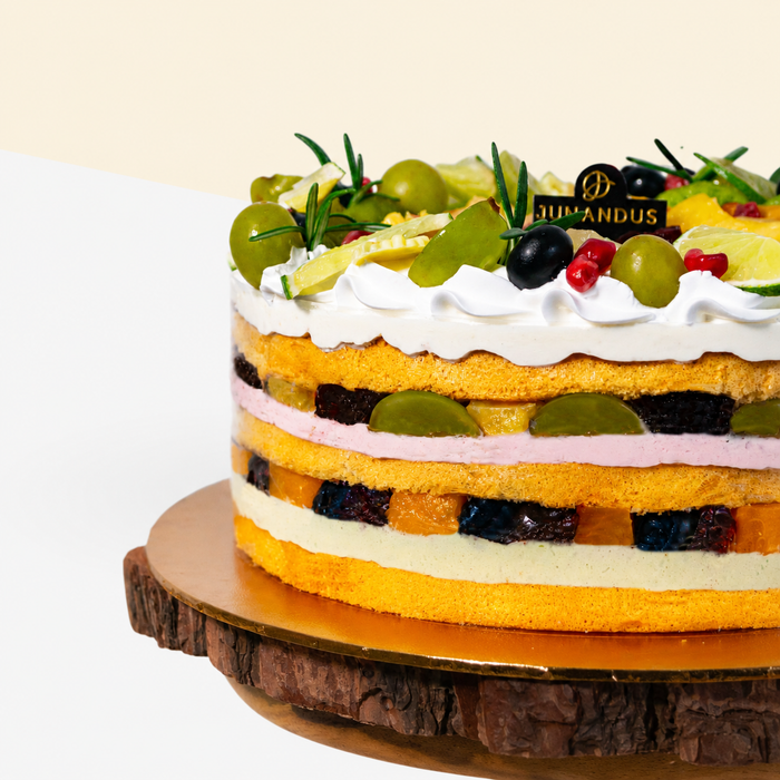 Rainbow Fruit Chantilly Chiffonge Cake