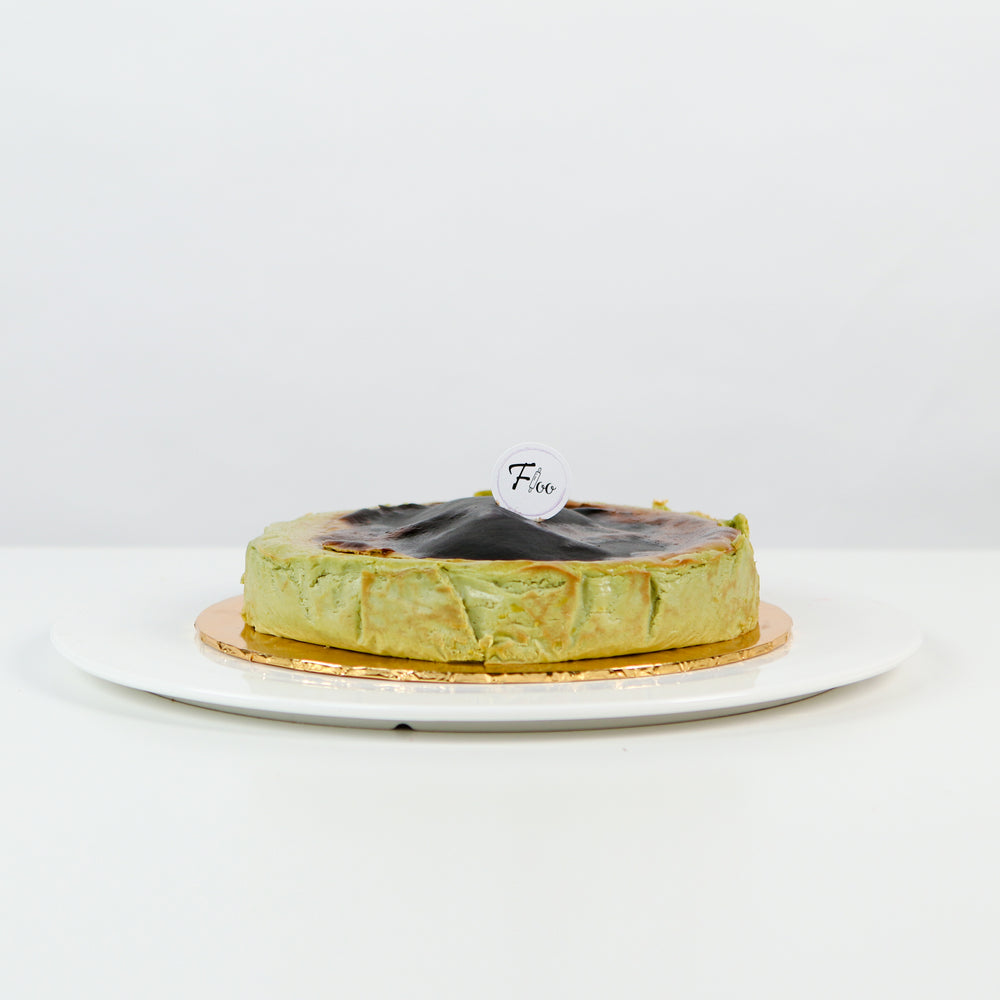 Burnt matcha cheese cake