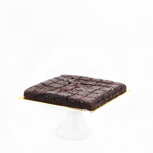 Classic brownies with dark chocolate morsels