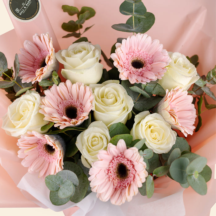 Caley Flower Bouquet (Fresh Flower) - Cake Together - Online Birthday Cake Delivery