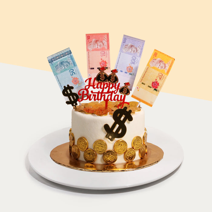Buttercream cake with 2d printed faux money decorations