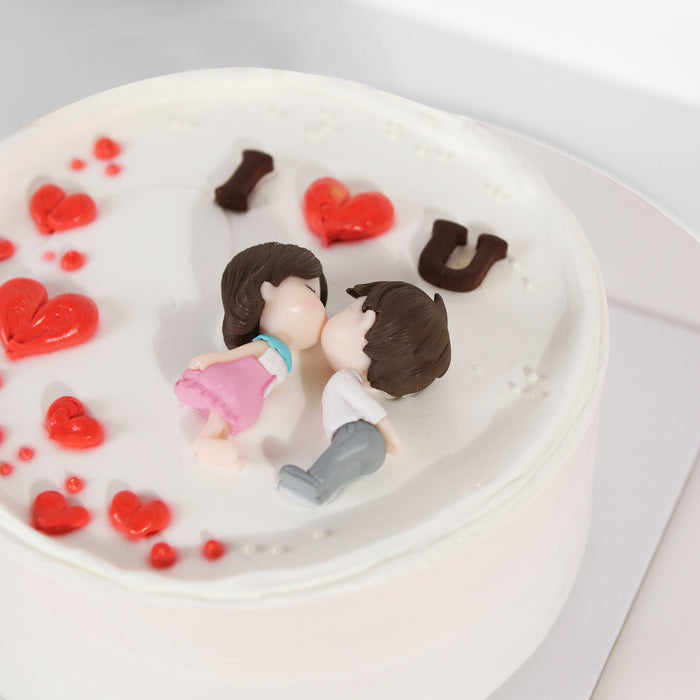 I Kiss You 6 inch - Cake Together - Online Birthday Cake Delivery