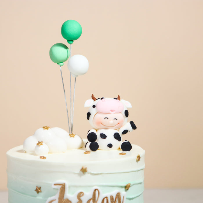 Baby Cow Animal Cake