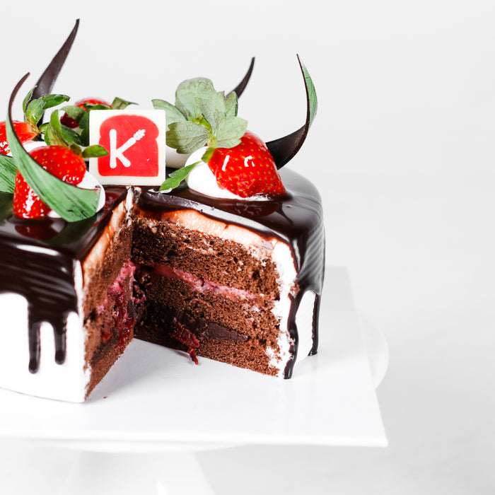 Black Forest Cake - Cake Together - Online Birthday Cake Delivery