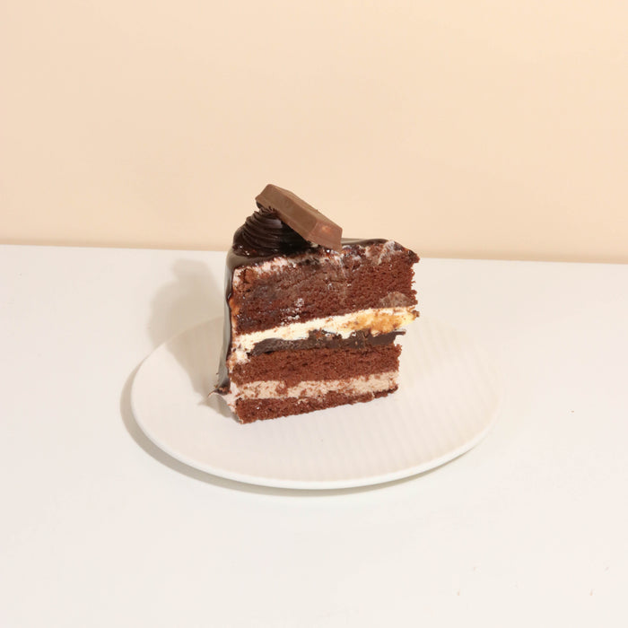 Kit Kat Chocolate Cake 7 inch - Cake Together - Online Birthday Cake Delivery