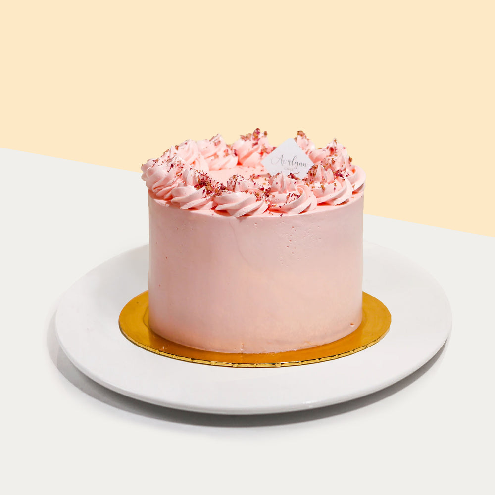 Rose-scented vanilla sponge cake with lychees